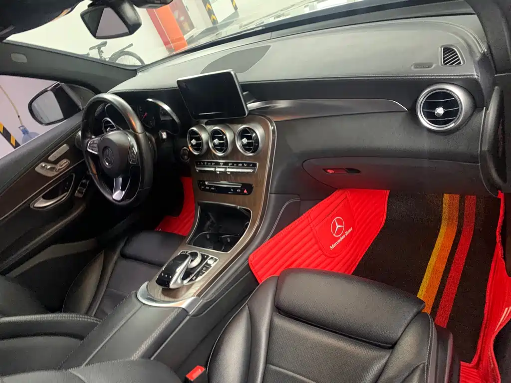 Mercedes-Benz GLC 2018