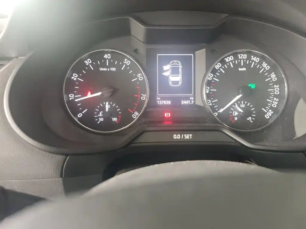 Skoda Octavia 2015 — фото 13
