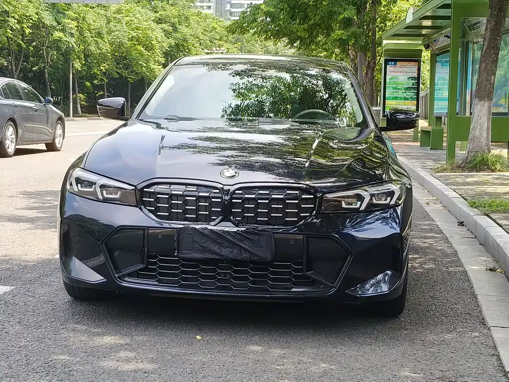 BMW 3 Series 2023
