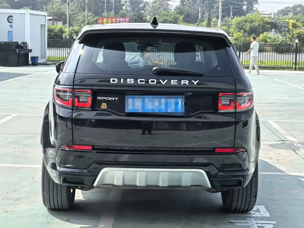 Land Rover Discovery Sport 2024 — фото 6
