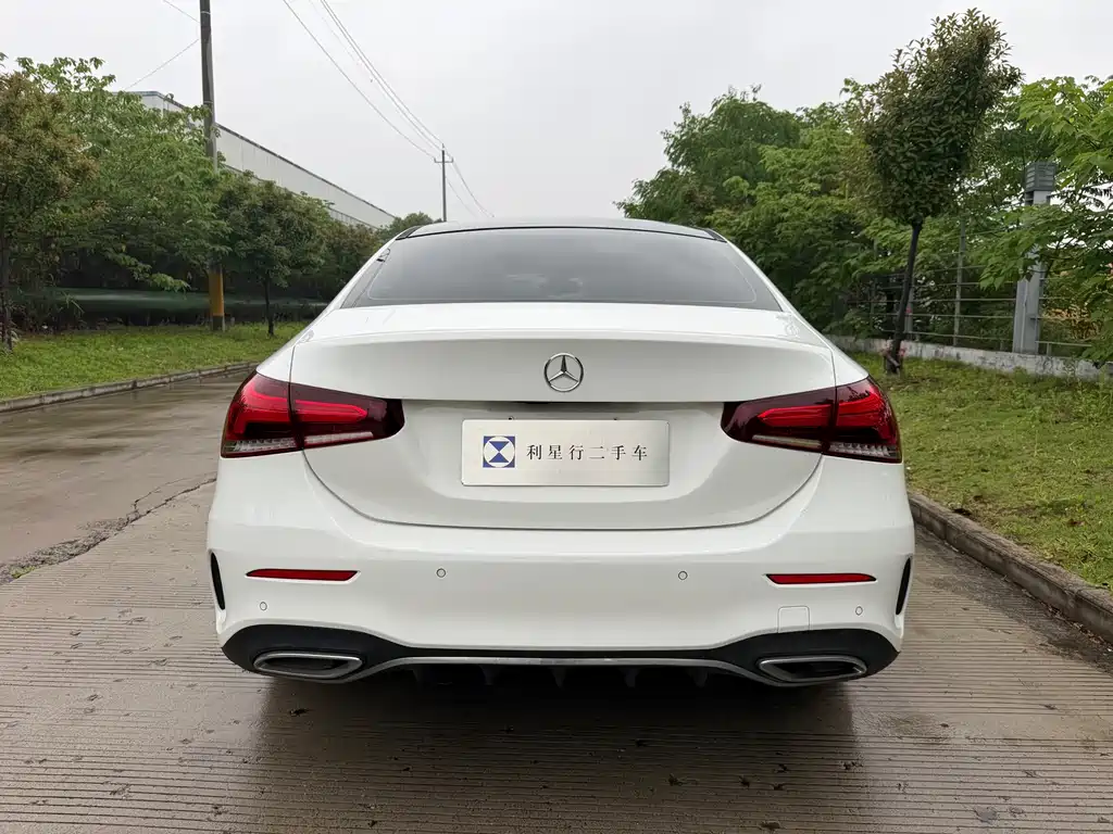 Mercedes-Benz A-Class 2022 — фото 14