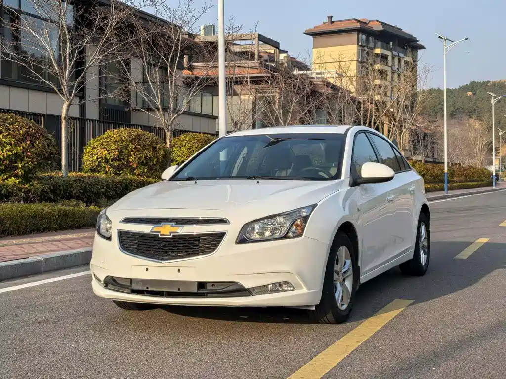 Chevrolet Cruze 2015 — фото 1