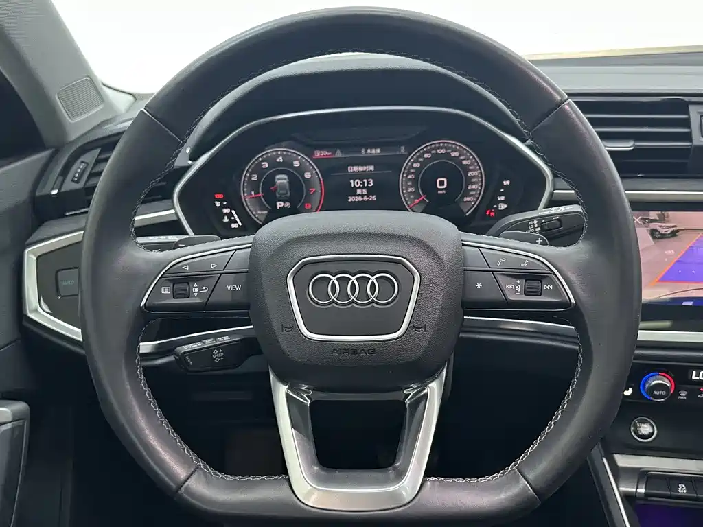Audi Q3 2023 — фото 12