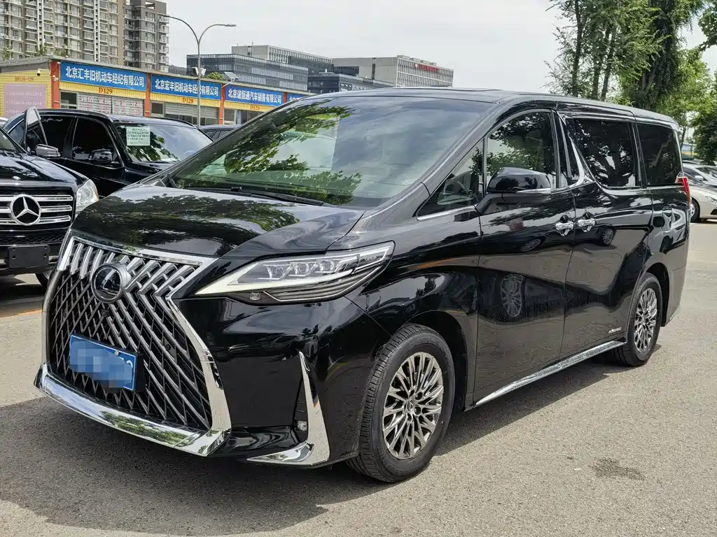 Lexus LM 2021