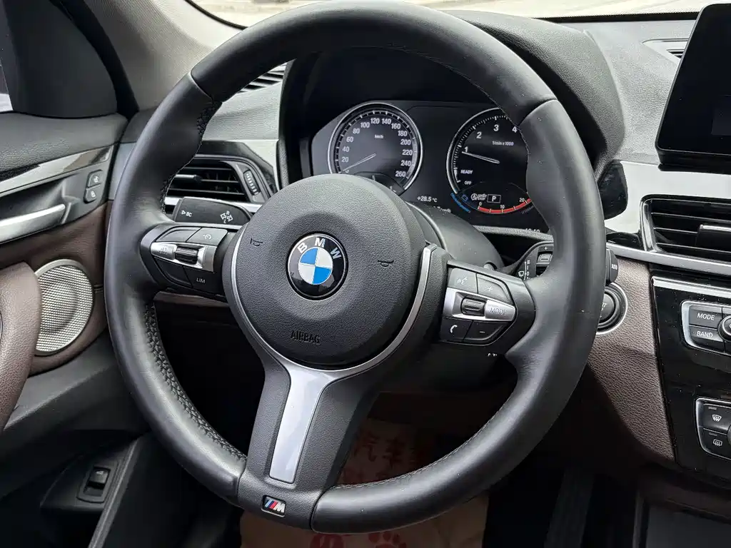 BMW X1 2022 — фото 10