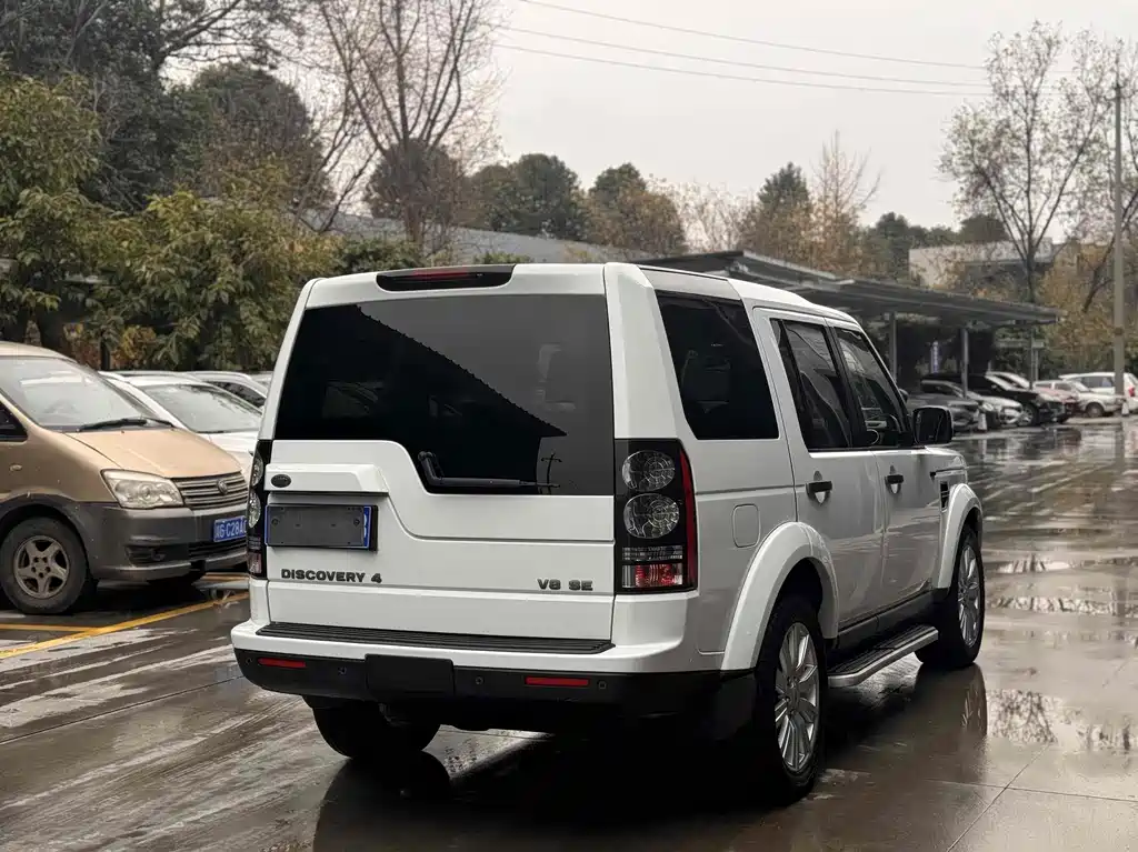 Land Rover Discovery 2015 — фото 4
