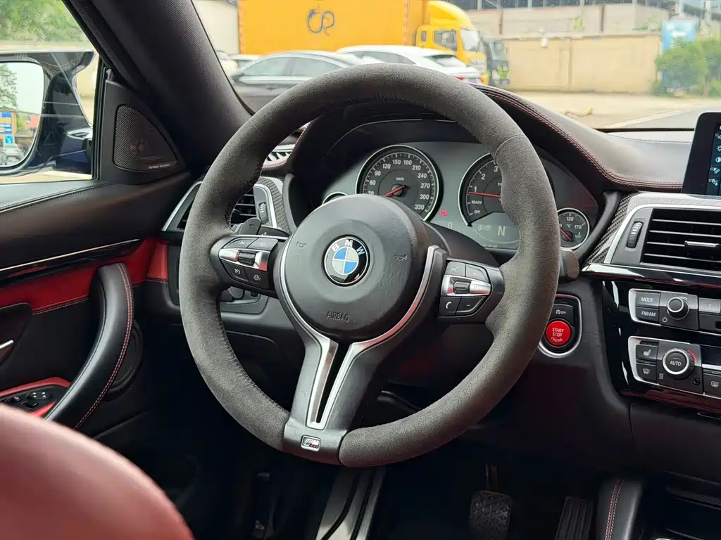 BMW M4 2020 — фото 15