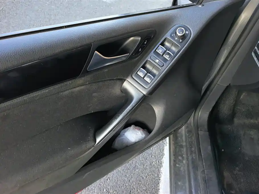 Volkswagen Golf 2012