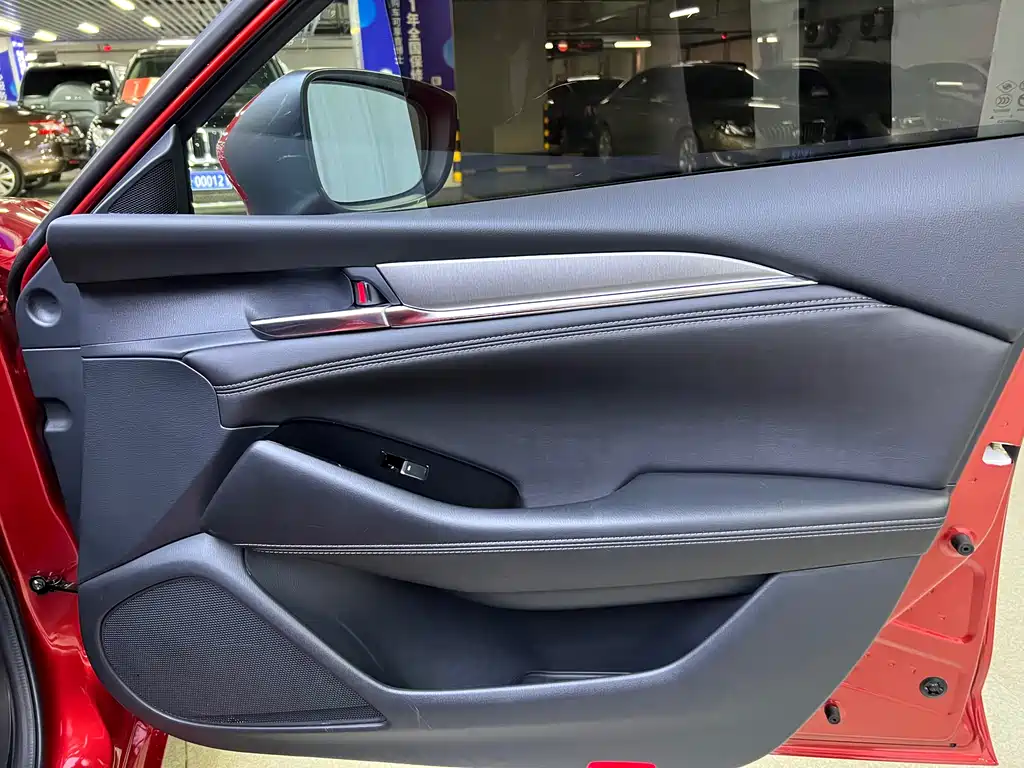Mazda Atenza 2019 — фото 13