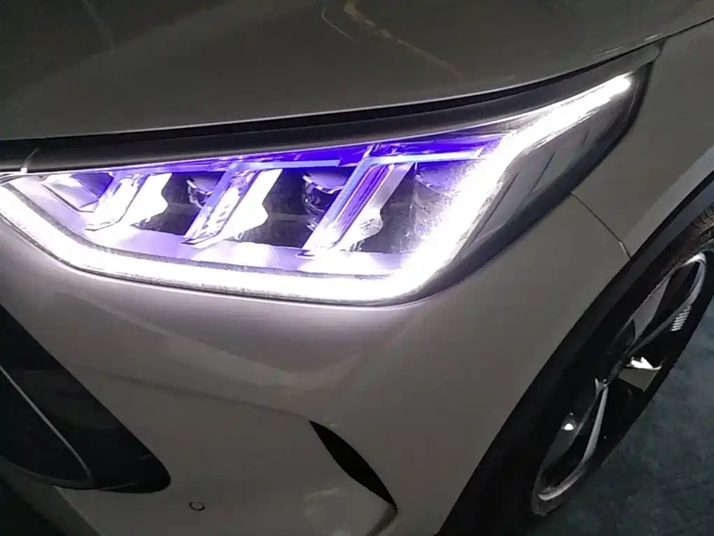 BYD PLUS New Energy 2023 — фото 24