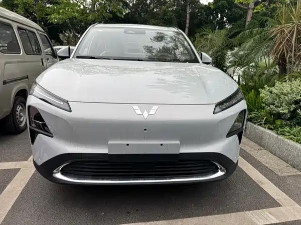 Wuling Starlight S 2025