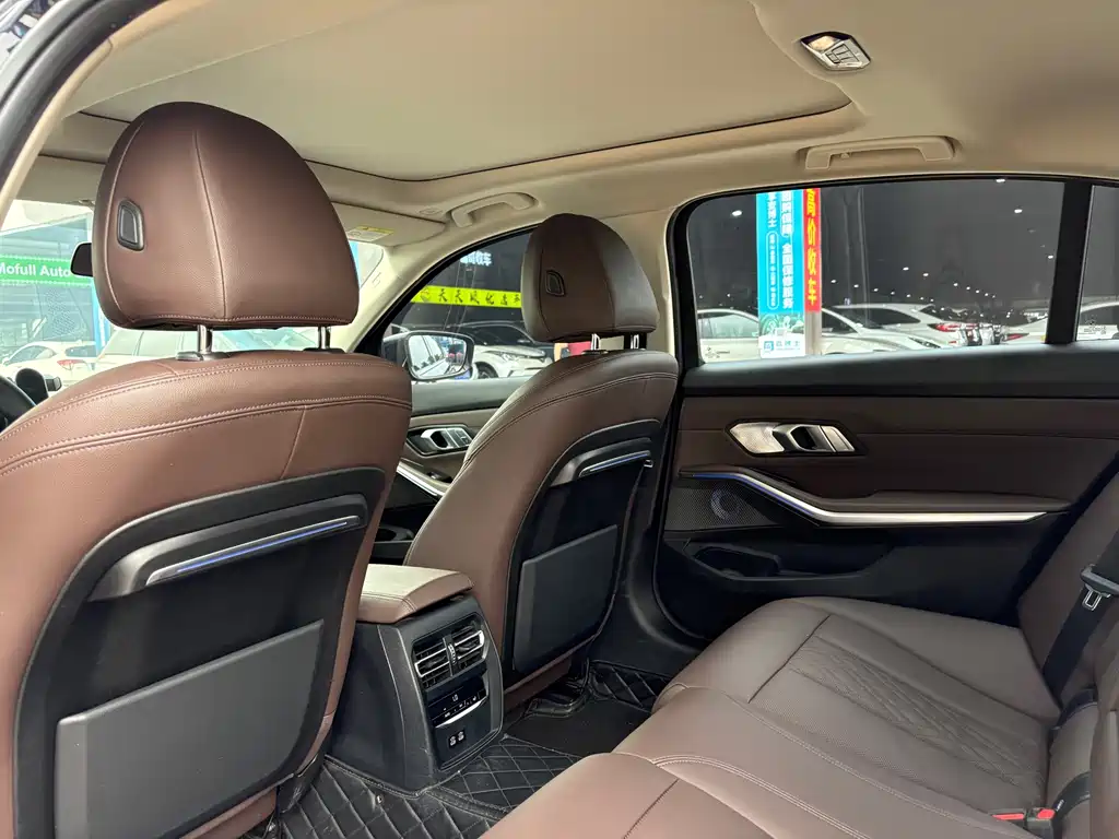 BMW 3 Series 2022 — фото 14