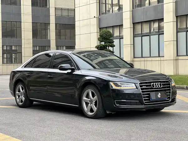 Audi A8 2014