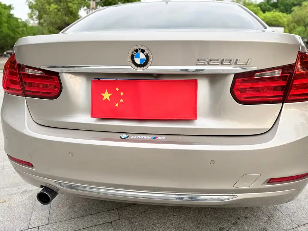 BMW 3 Series 2015 — фото 21