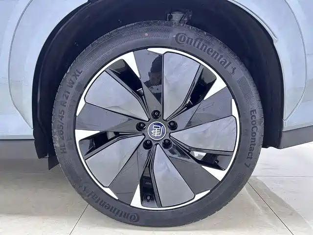 BYD Tang L 2025 — фото 13