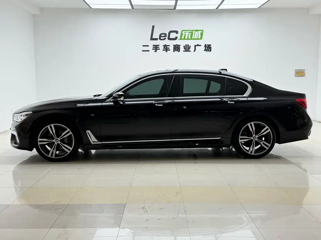 BMW 7 Series 2019 — фото 4
