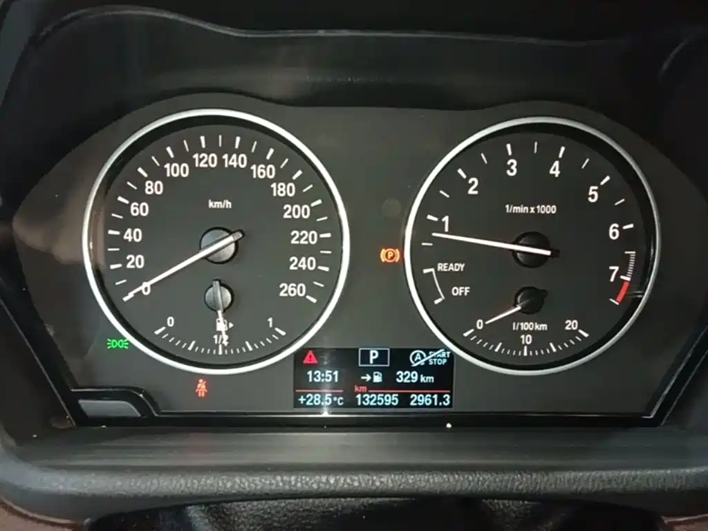 BMW X1 2018 — фото 12