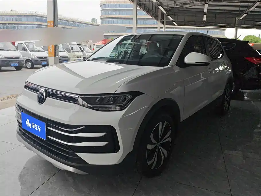 Volkswagen Tharu 2025