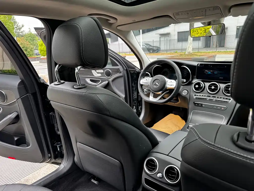 Mercedes-Benz C-Class 2020 — фото 9