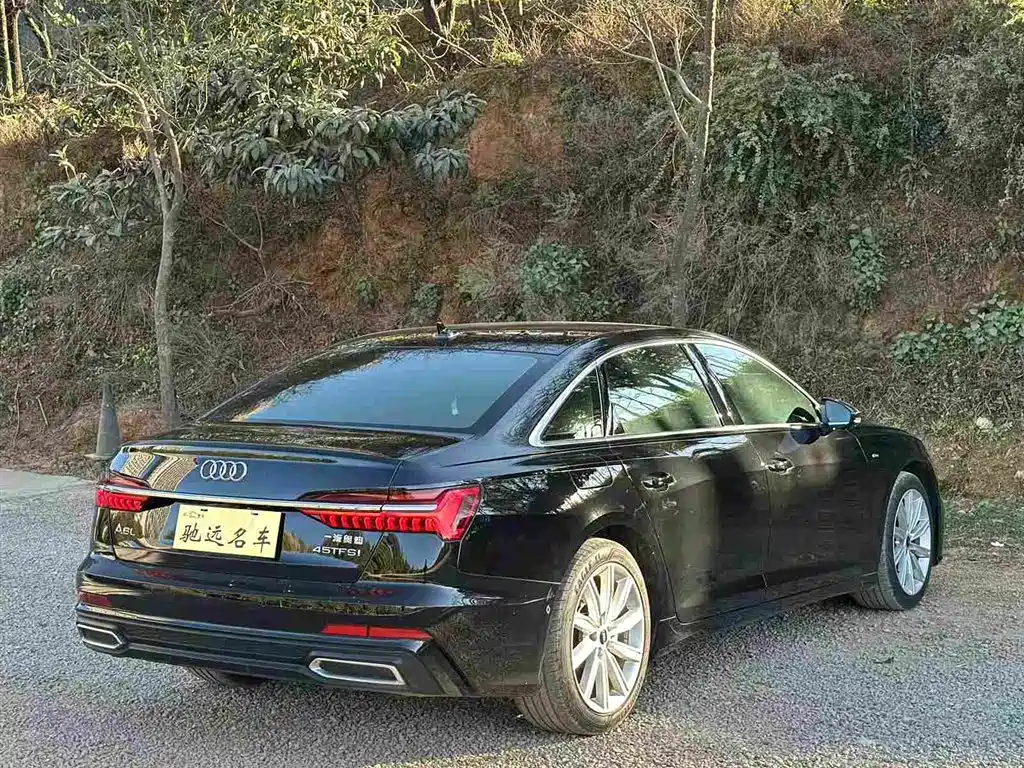 Audi A6L 2022 — фото 13