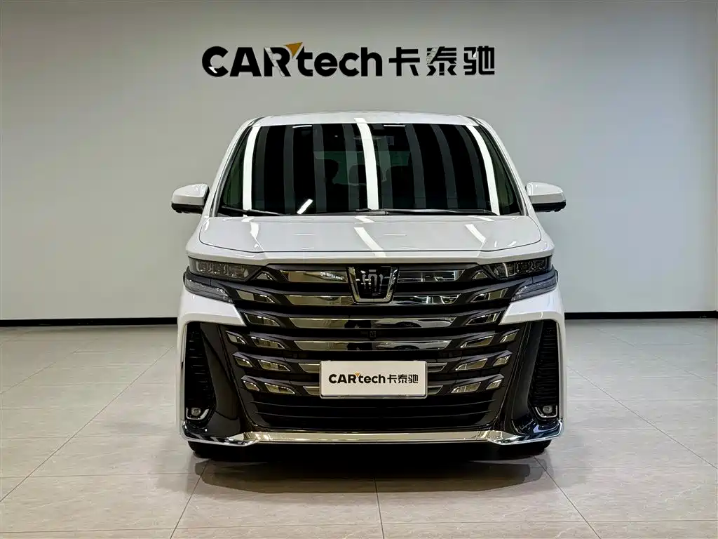 Toyota Vellfire 2024 — фото 3