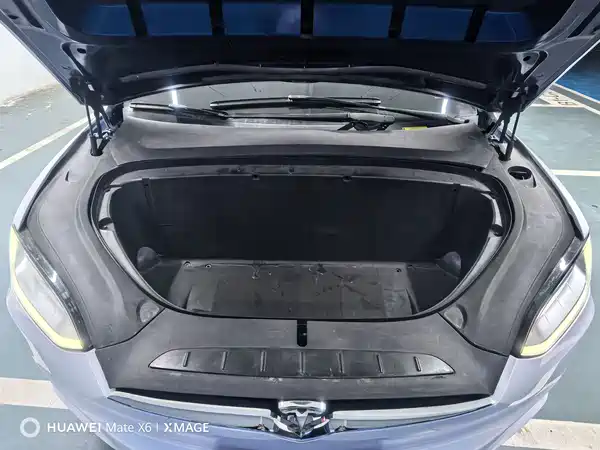 Tesla Model X 2016