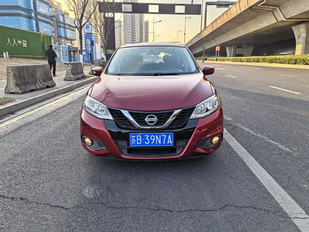 Nissan Tiida 2017 — фото 2