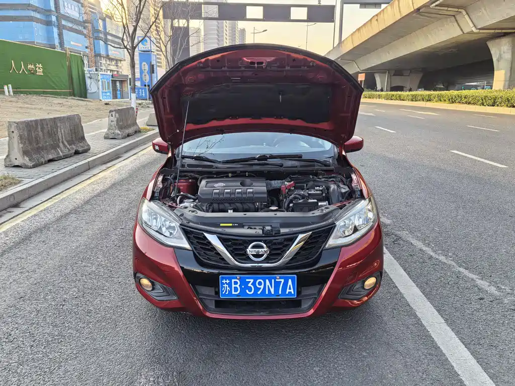 Nissan Tiida 2017 — фото 13