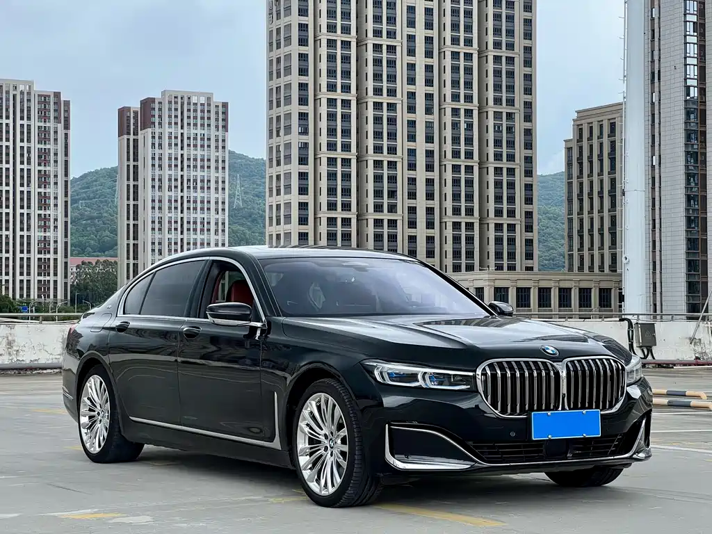 BMW 7 Series 2021 — фото 3