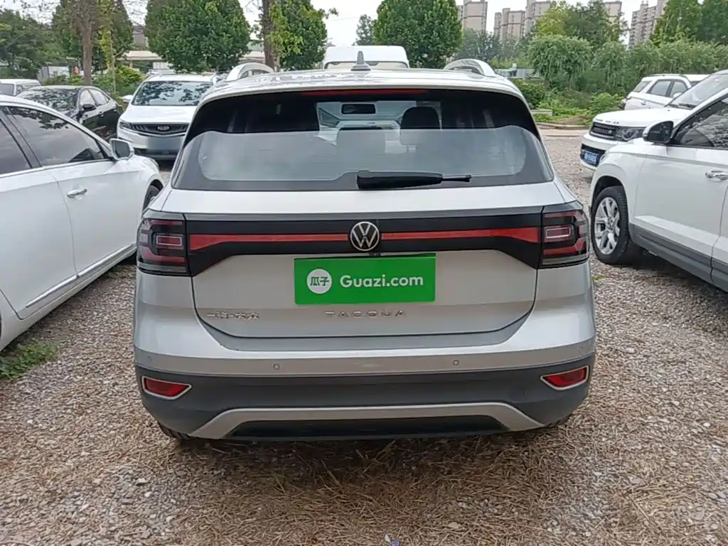 Volkswagen Tacqua 2020