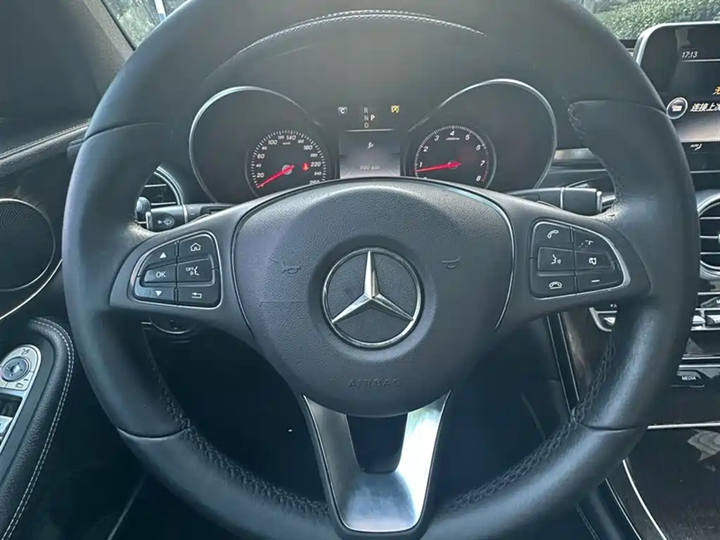 Mercedes-Benz GLC 2018 — фото 20