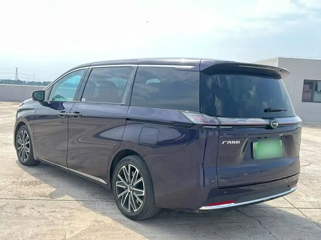GAC Trumpchi E8 PHEV 2024 — фото 25