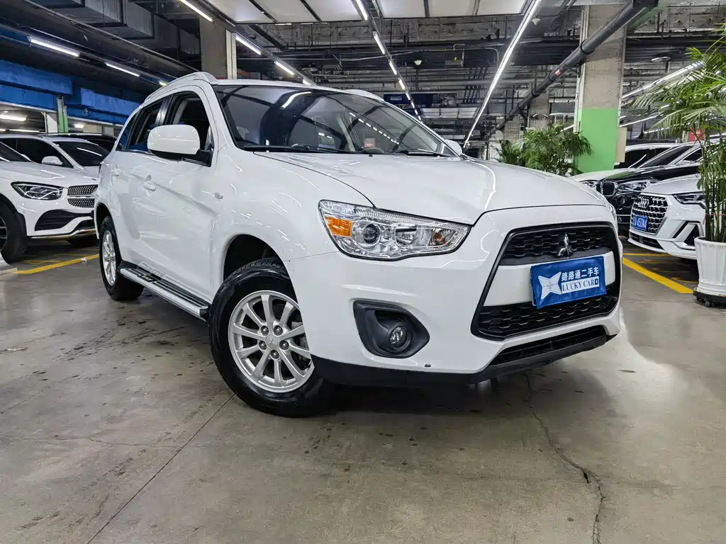 Mitsubishi ASX 2016 — фото 3