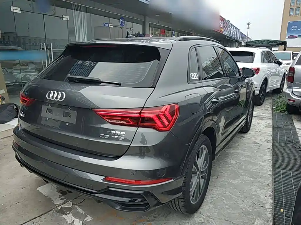 Audi Q3 2023