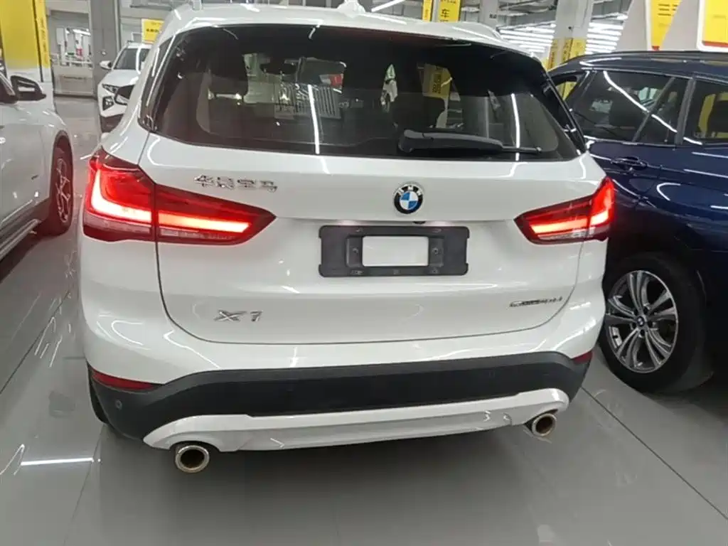 BMW X1 2021 — фото 6