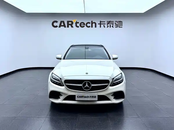 Mercedes-Benz C-Class 2020