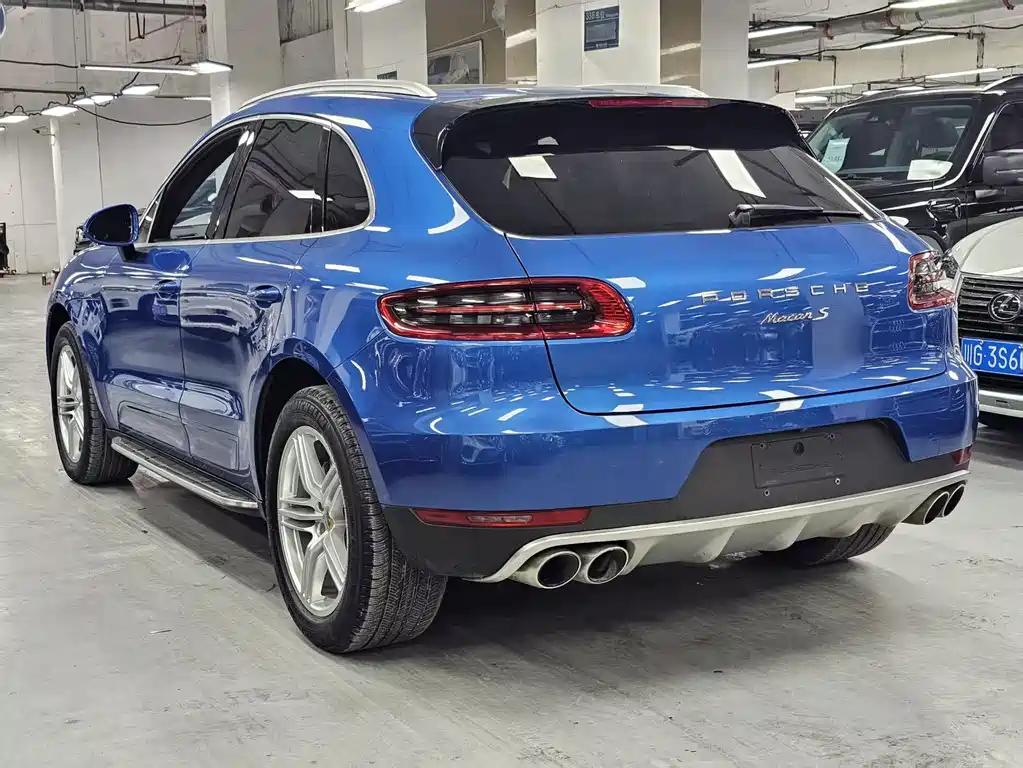 Porsche Macan 2016 — фото 18