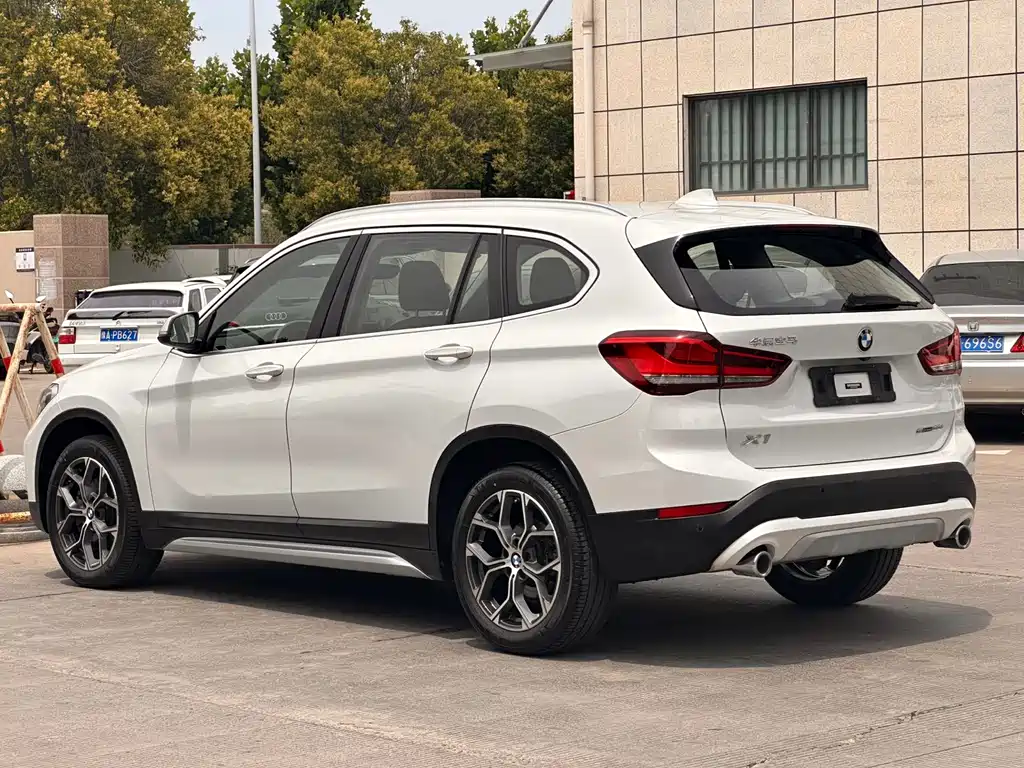 BMW X1 2022 — фото 10