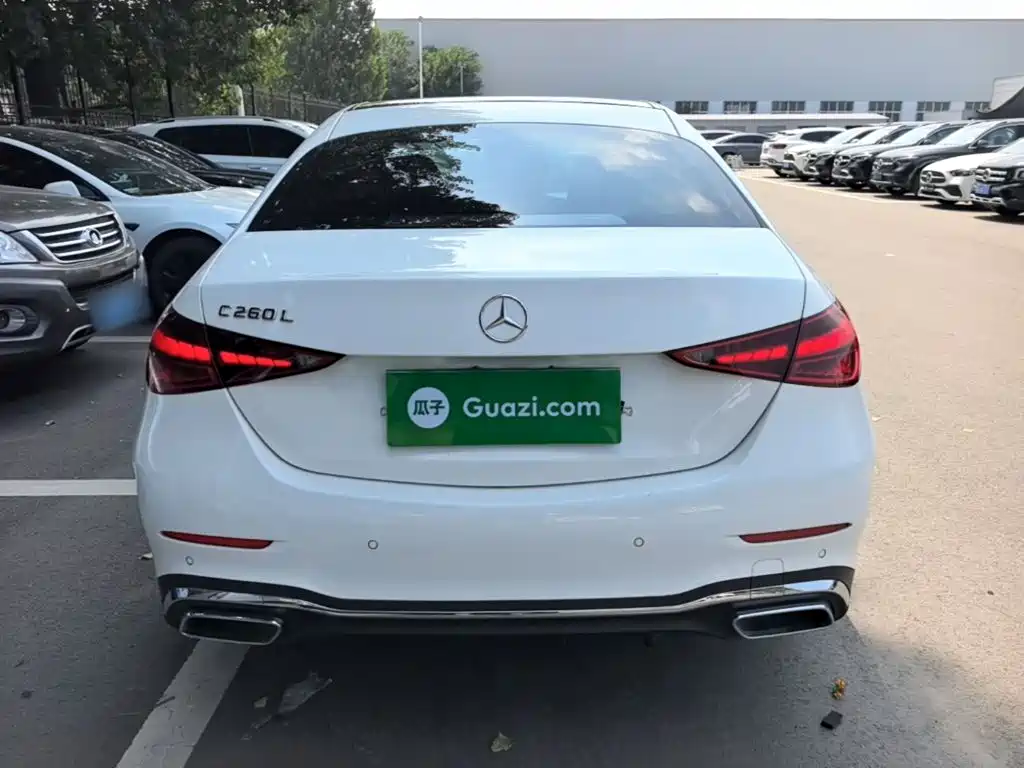 Mercedes-Benz C-Class 2025