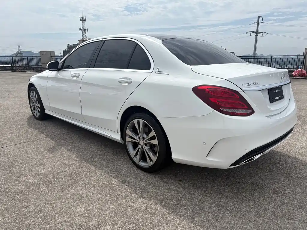 Mercedes-Benz C-Class 2017 — фото 4