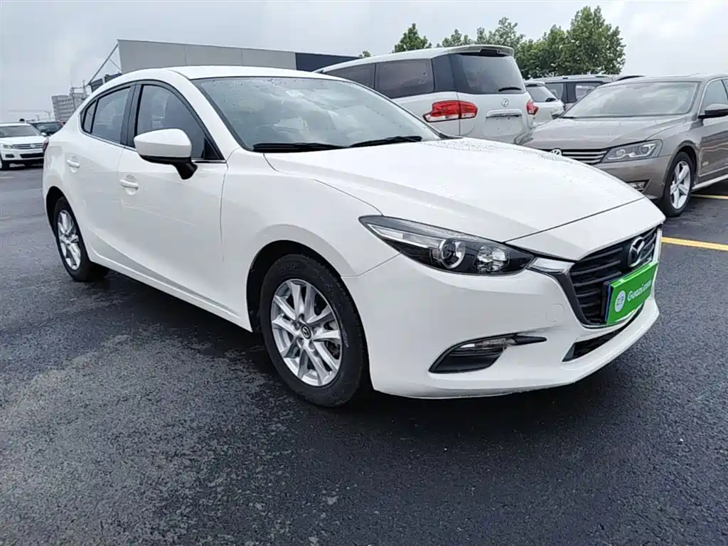 Mazda 3 Axela 2018 — фото 4