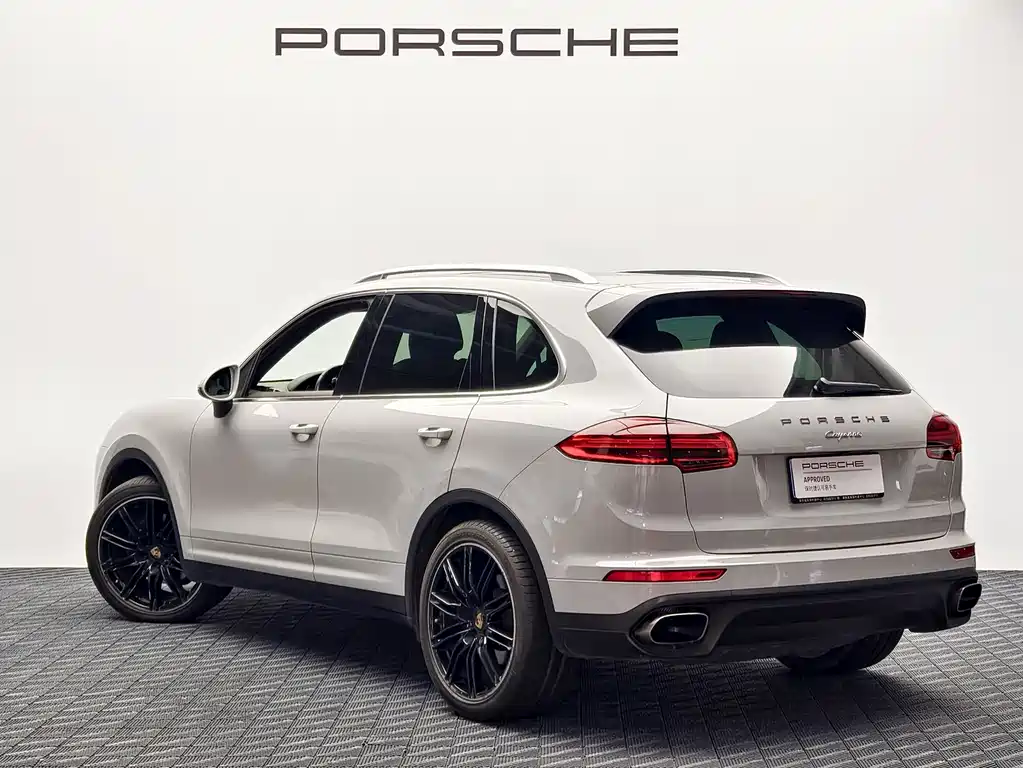 Porsche Cayenne 2015 — фото 6