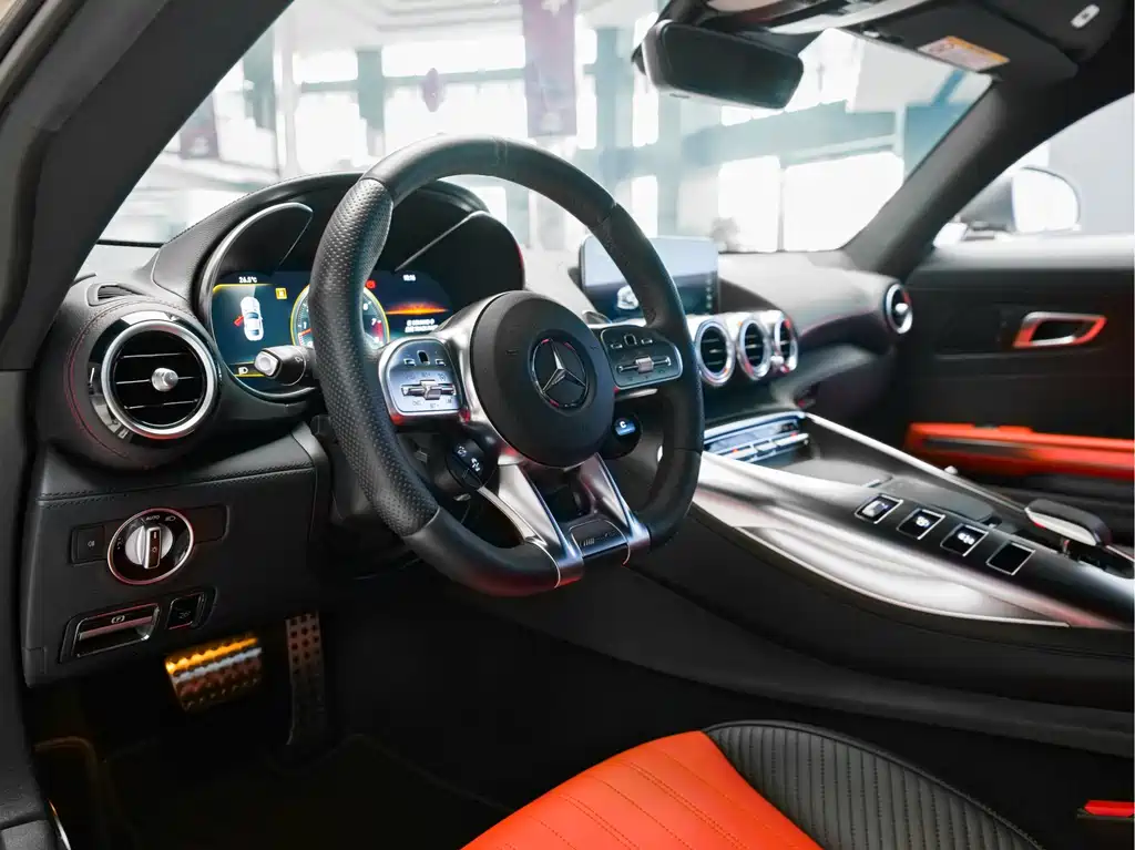 Mercedes-Benz AMG GT 2019 — фото 10
