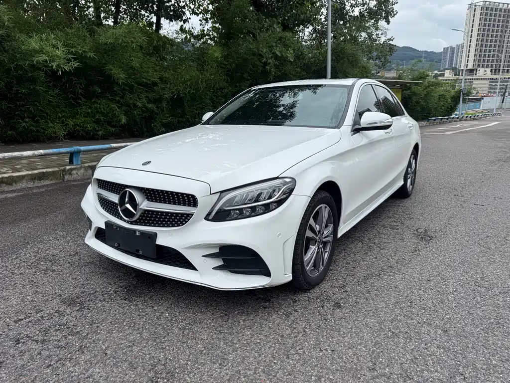 Mercedes-Benz C-Class 2020