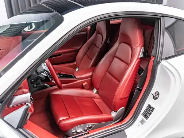 Porsche 911 2016
