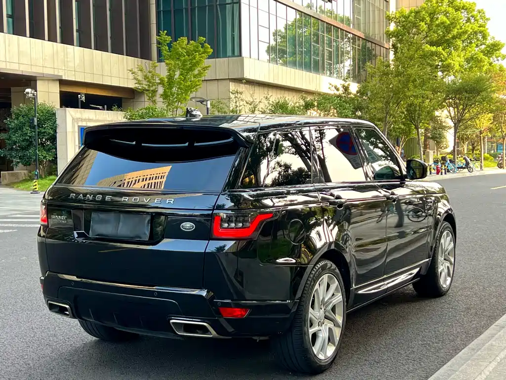 Land Rover Sport 2018 — фото 10