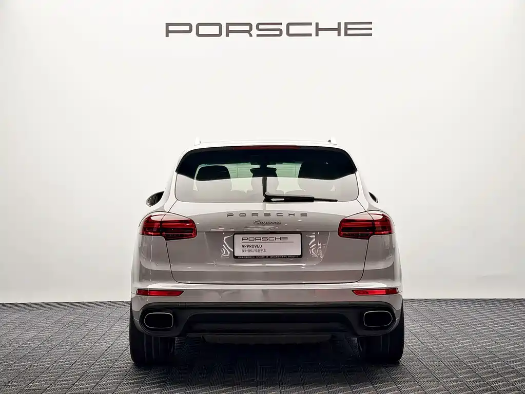 Porsche Cayenne 2015 — фото 4