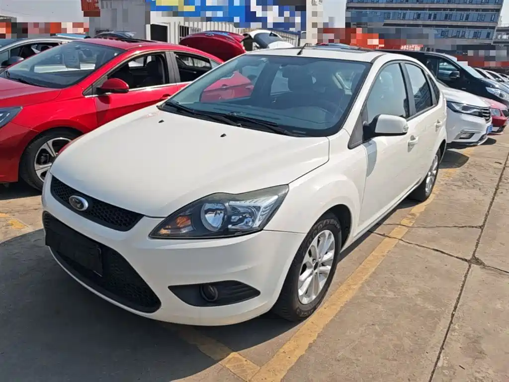Ford Focus 2014 — фото 2