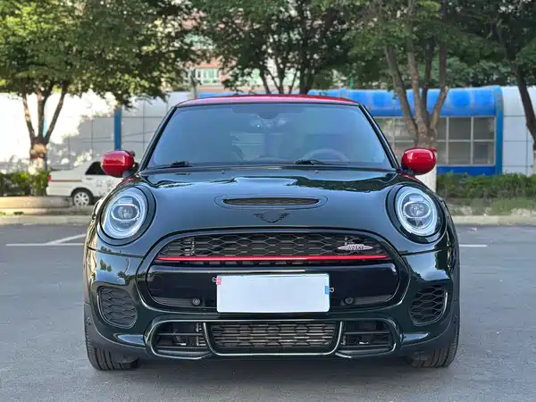 MINI JCW 2021