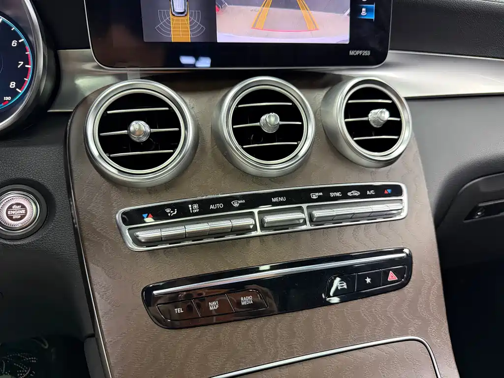 Mercedes-Benz GLC 2020 — фото 16